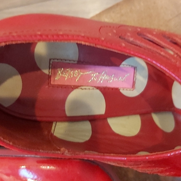 Betsey Johnson Terra pumps - Picture 7 of 12